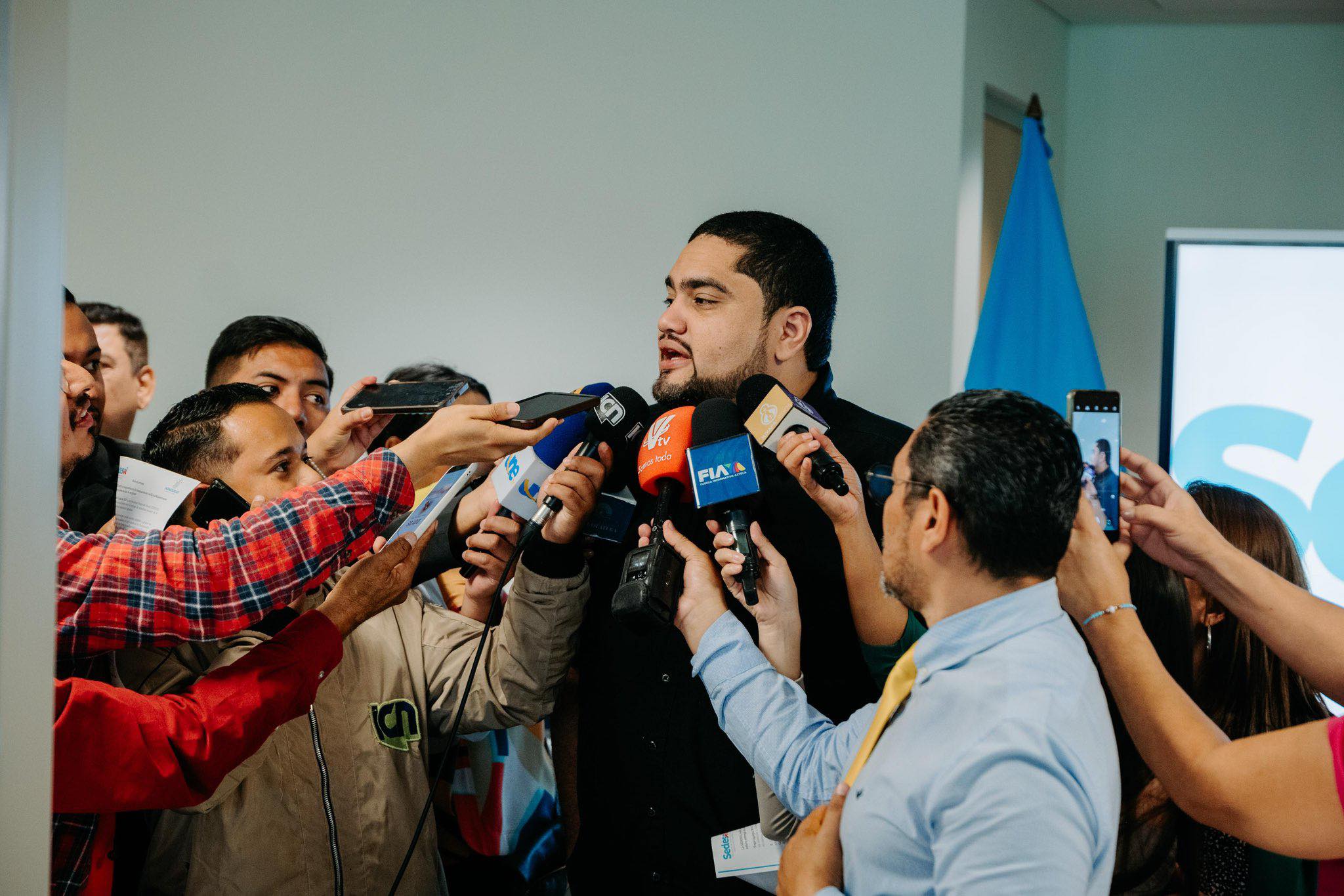 Partido LIBRE bajo presión por tres escándalos en las elecciones de noviembre