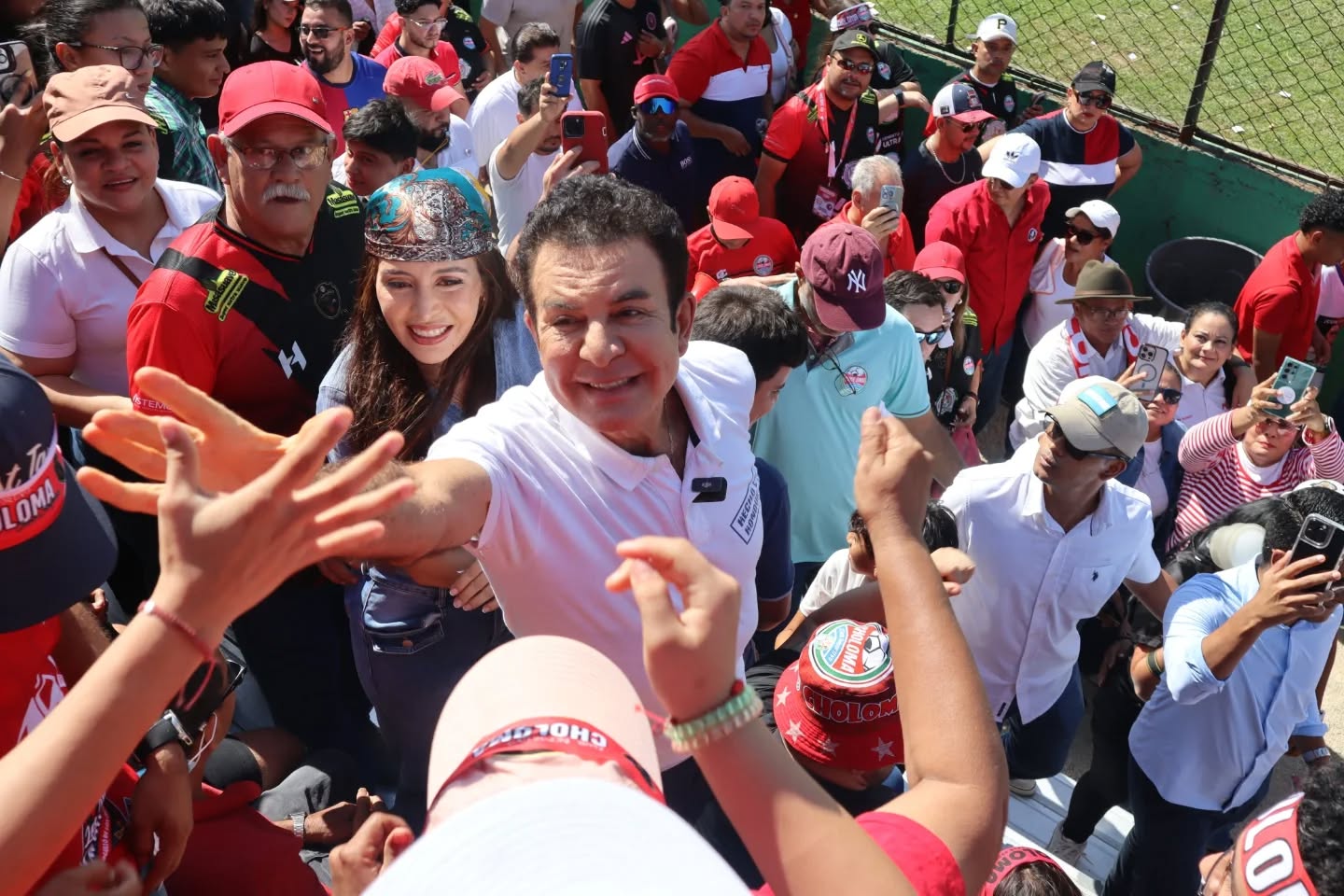 Nasralla llama a crear un bloque nacional ante supuesta maniobra oficialista para frenar elecciones