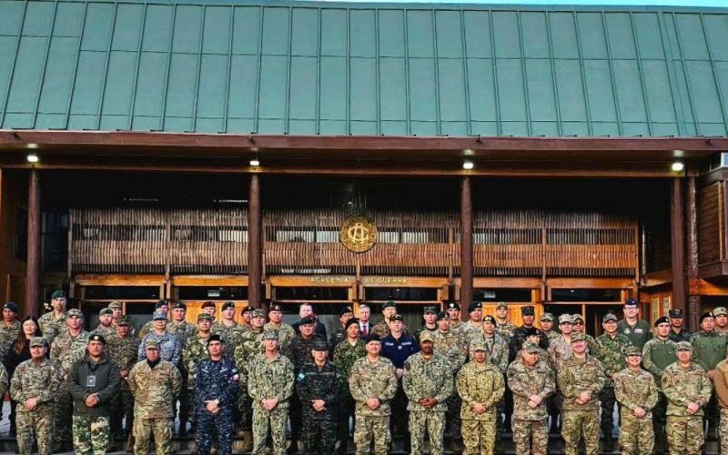 Rumores de fractura en las Fuerzas Armadas de Honduras reabren debate sobre su politización