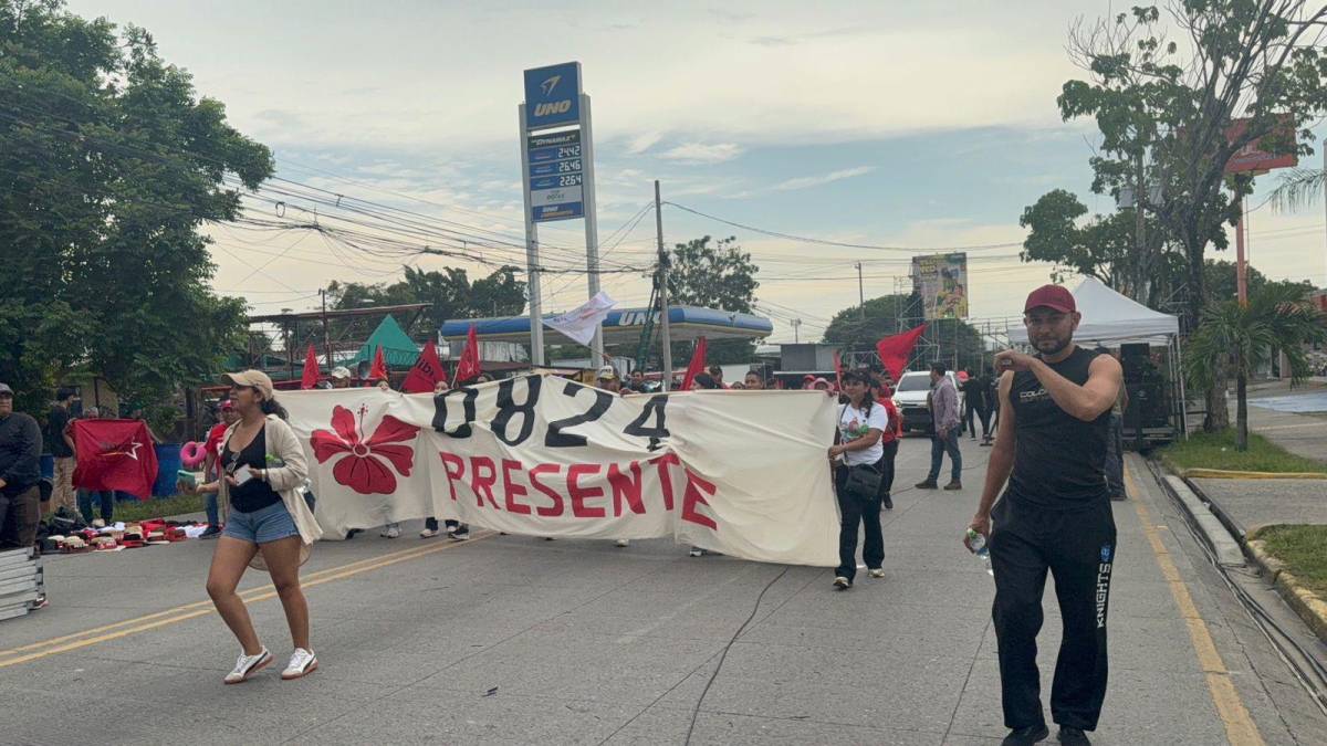 Fracaso de la movilización de LIBRE en San Pedro Sula complica el “Plan Venezuela” Fracaso de la movilización de LIBRE en San Pedro Sula complica el “Plan Venezuela”