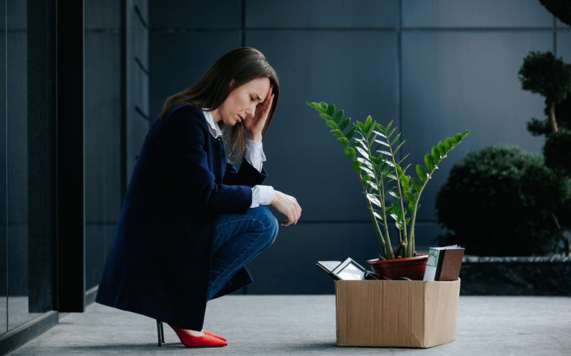 Empresas cierran en masa y capitales huyen: crisis económica bajo LIBRE