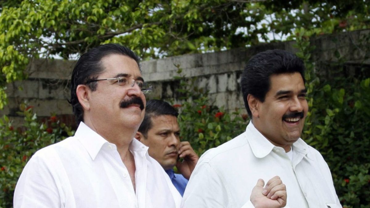 Hondureña Transición Política: Las Tácticas de Mel Zelaya