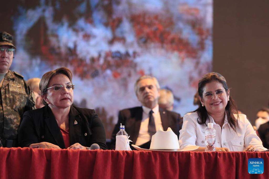 Alerta de Roger Stone: Posibles Irregularidades Electorales en Honduras por LIBRE